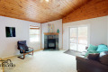 Family-Room-005-Logo